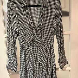 Zara Black and White Checkered Long Sleeve Dress